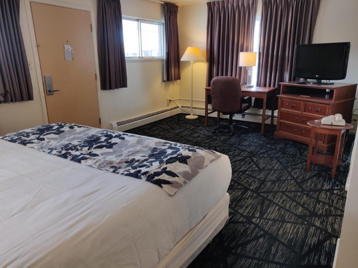 Skyline Motor Inn Cody Buitenkant foto
