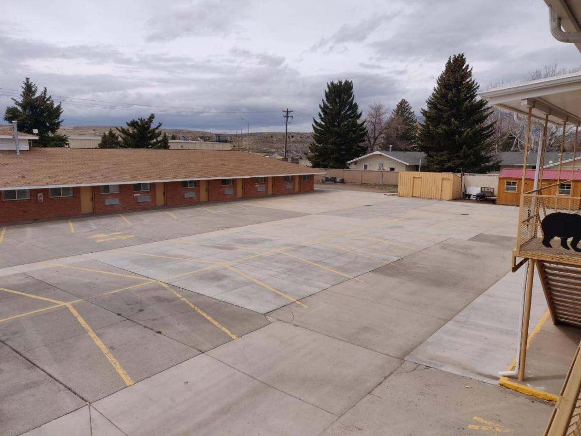 Skyline Motor Inn Cody Buitenkant foto