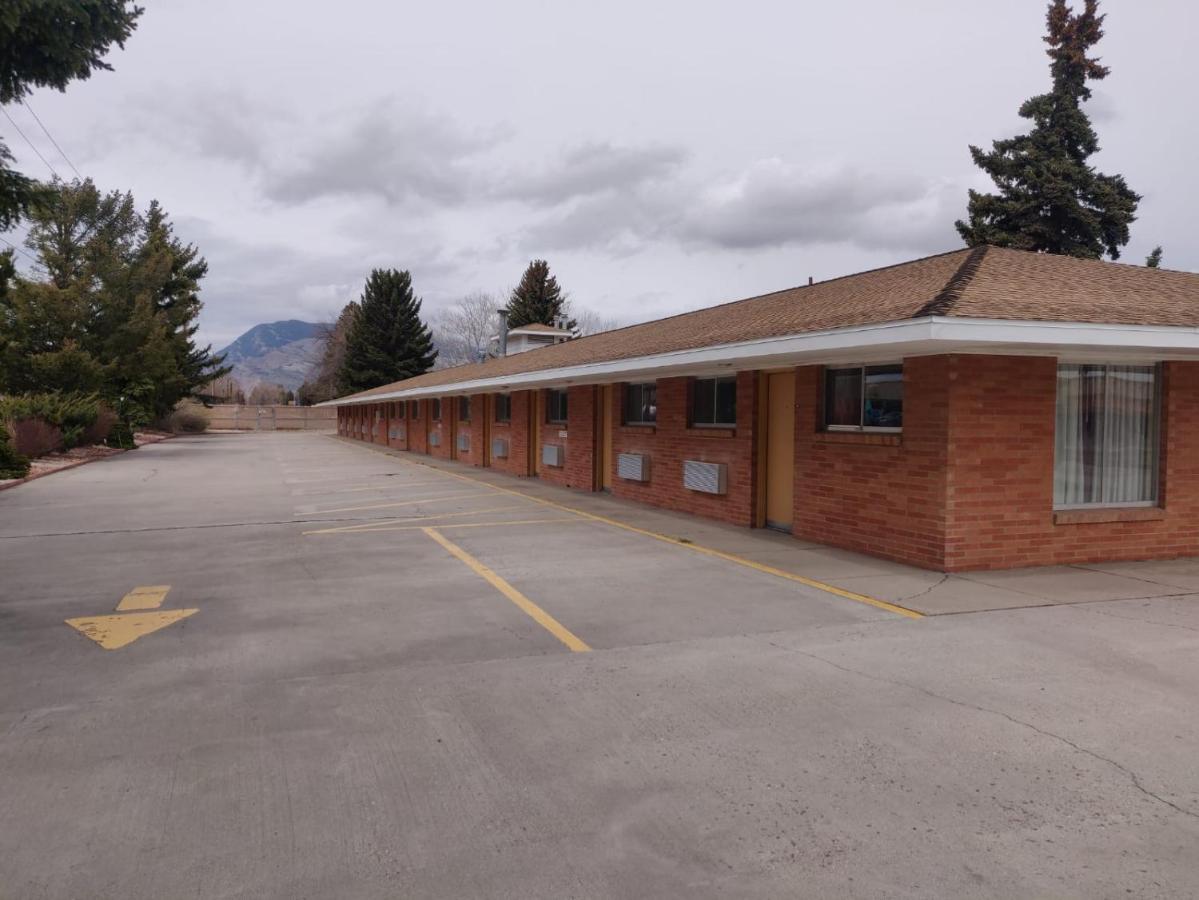 Skyline Motor Inn Cody Buitenkant foto