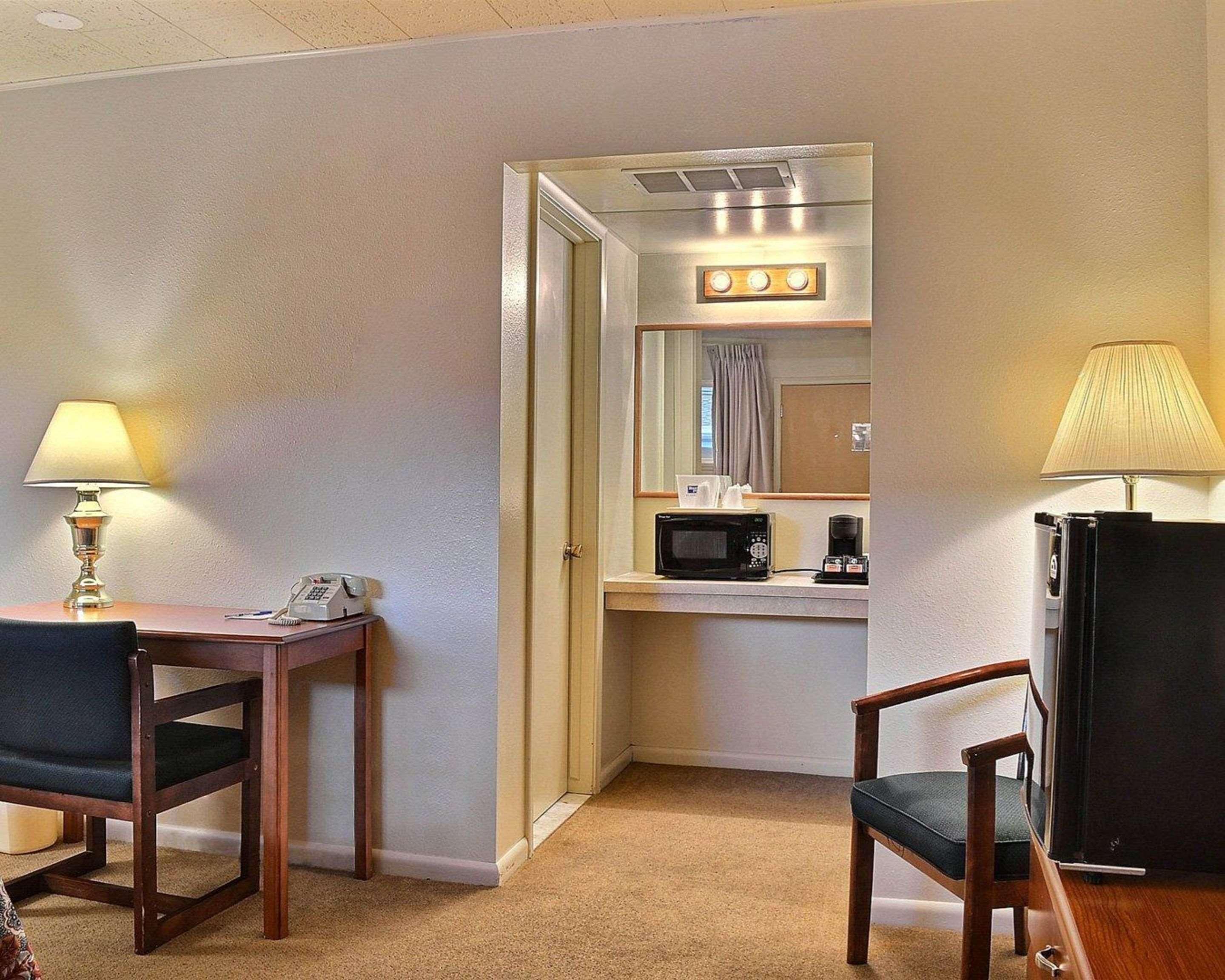 Skyline Motor Inn Cody Buitenkant foto
