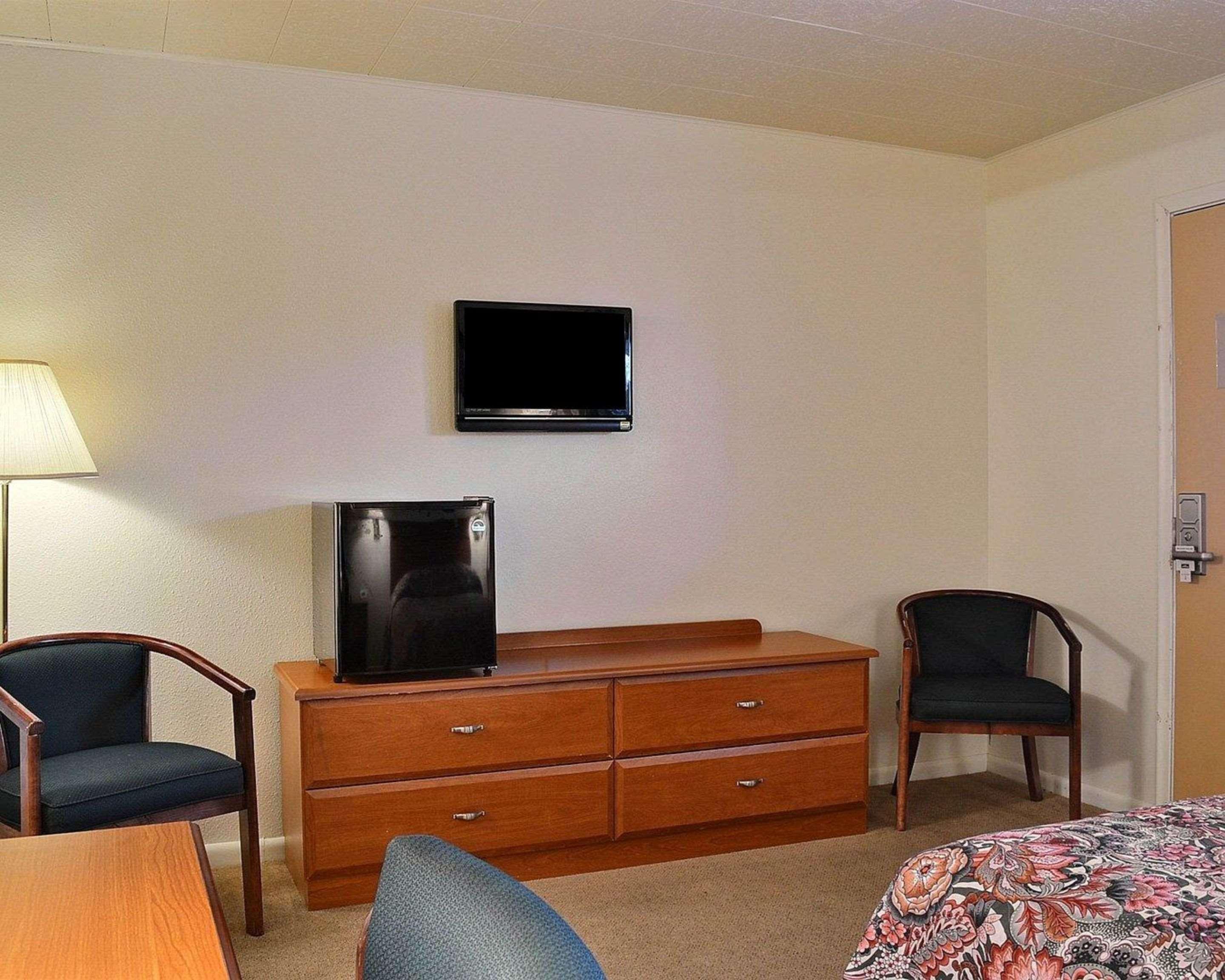 Skyline Motor Inn Cody Buitenkant foto