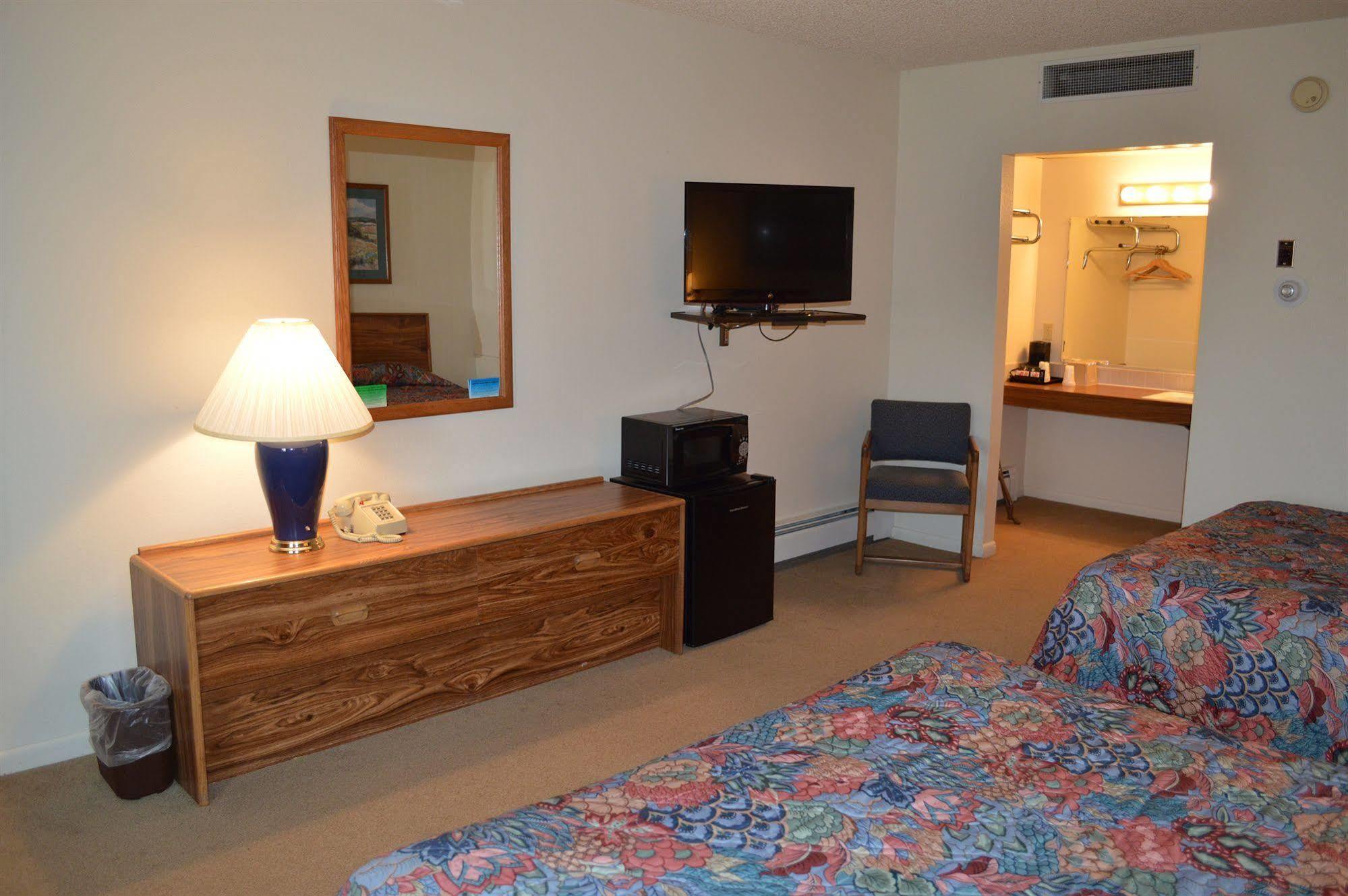 Skyline Motor Inn Cody Buitenkant foto